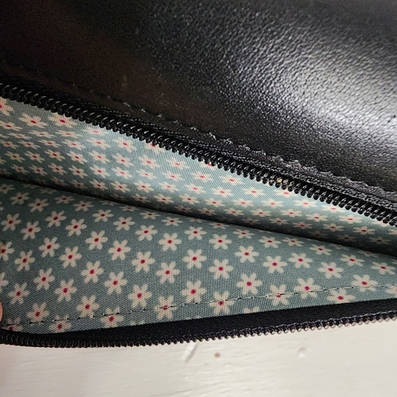 Radley of Londonw Scottie wallet - Picture 5 of 10